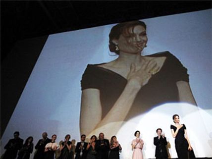 స్క్రీనింగ్‌లో కంట నీరు పెట్టుకున్న సూపర్ స్టార్