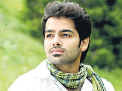 'జర్ని'దర్శకుడు నెక్స్ట్ తెలుగు హీరోతో ఖరారు