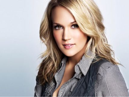 సెలబ్రిటీనైనా నా లాండ్రీ నేనే చేసుకుంటా..: క్యారీ అండర్వుడ్