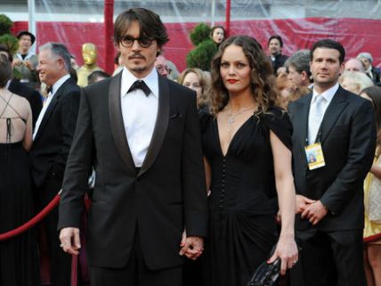 అందరిని ఆశ్చర్యంలో ముంచెత్తుతున్న £100m ఇష్యూ