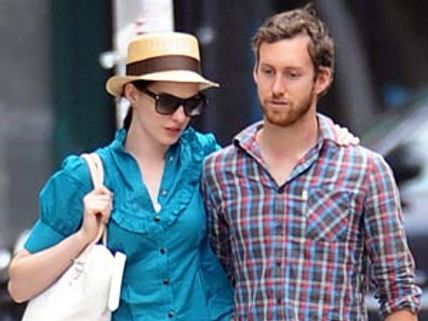 ఆమె ప్రెగ్నెంట్.. అందుకే ఆ డిన్నర్ పార్టీ..!