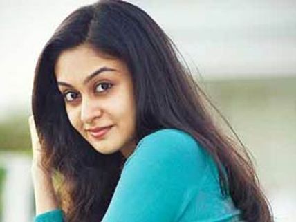 యాక్షన్ కింగ్ కుమార్తె హీరోయిన్ గా చిత్రం ప్రారంభం