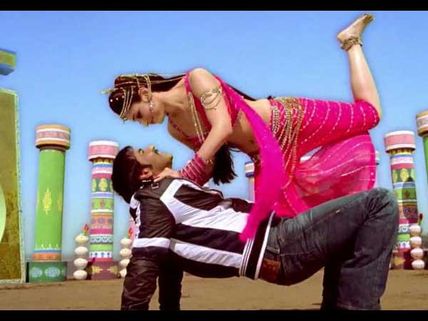 చూస్తే టార్చరే...!(తమన్నా హిమ్మత్‌వాలా రివ్యూ)