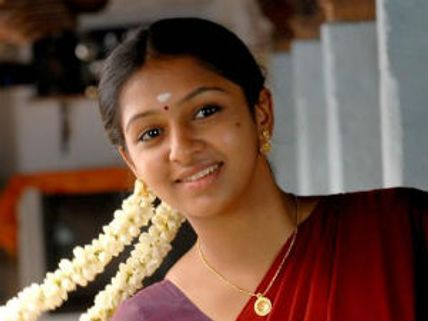 గ్లామర్‌గా నటించే ఆలోచన లేదు..అందుకే చదువు 