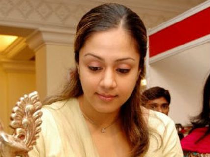 జ్యోతిక  రీ ఎంట్రీ ఖరారు