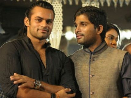 అల్లు అర్జున్ ప్లేస్ లోకి సాయి ధరమ్ తేజ