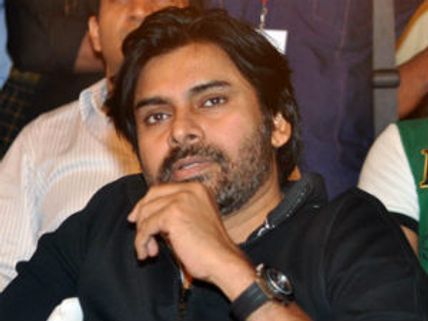  త్రివిక్రమ్ తో కలిసే పవన్ కళ్యాణ్  నిర్మాణం