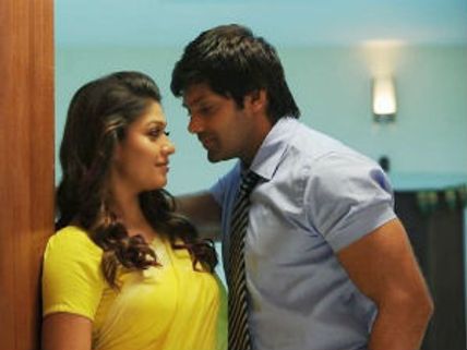 రేసు నుంచి తప్పుకున్న నయనతార 