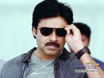 హాట్ టాపిక్:  పవన్ కళ్యాణ్  కి బాలీవుడ్ పిలుపు 