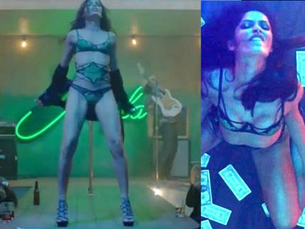 ఒక్కొక్కటి విప్పేస్తూ...మత్తెక్కించిన స్లమ్‌డాగ్ గర్ల్!