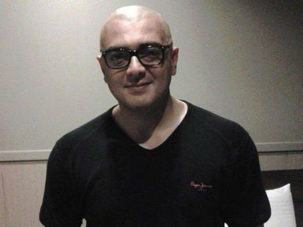 గుండుతో  స్టార్  మాస్ హీరో...