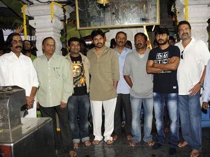రూమర్స్ ఆపటానికే పవన్ కళ్యాణ్ అలా...
