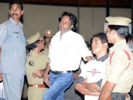 పవన్ కళ్యాణ్  ప్రస్దావించిన రాజా రవితేజ ఇతనే(ఫోటో)
