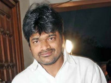  హరీష్ శంకర్ ని ఖరారు చేస్తూ ప్రకటన