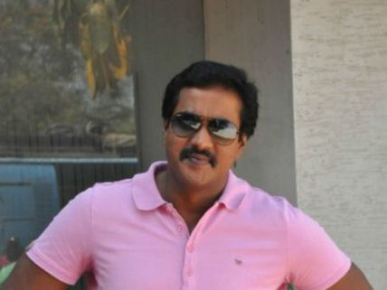 అల్లు అర్జున్ కాదన్నాడు...సీన్ లోకి సునీల్