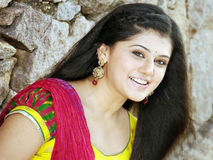  తాప్సీ మరీ ఓవర్  చేస్తోంది