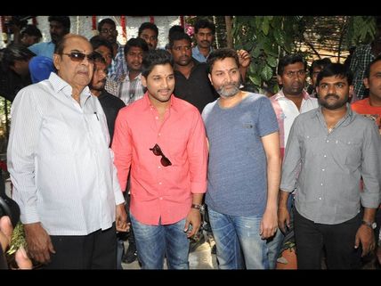  అల్లు అర్జున్, త్రివిక్రమ్ మూవీ టైటిల్ ఇదేనా?
