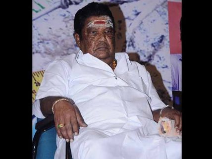 'ప్రేమిస్తే ' విలన్ దండపాణి మృతి