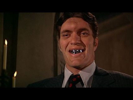 స్టార్ విలన్‌  కన్నుమూత