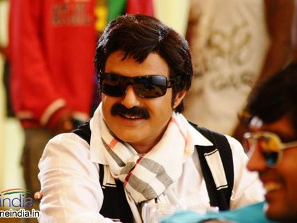 నిజమా... బాలకృష్ణ కు ఆ గెటప్ నప్పుతుందా?