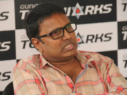 డైరక్టర్ గుణ శేఖర్ కు టెన్షన్...హై ఎలర్ట్