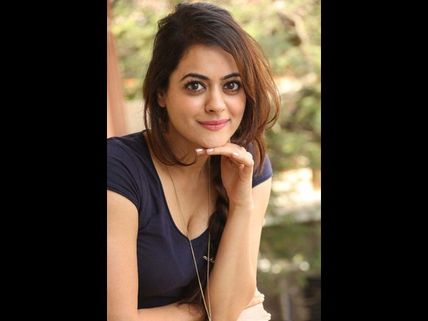 ‘పటాస్’  హీరోయిన్  తెలుగులో ఇంకోటి ఒప్పుకుంది