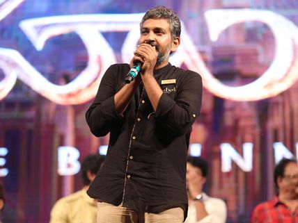 రాజమౌళి మోసం చేసాడంటూ ‘బాహుబలి’ ఆర్ట్ డైరెక్టర్ ఆవేదన