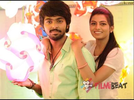 సెక్స్ కామెడీ  చిత్రం సూపర్ హిట్టయింది