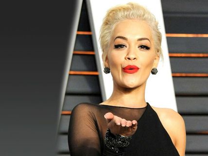 సెక్సువల్ వేధింపులు: సింగర్ షాకింగ్ కామెంట్