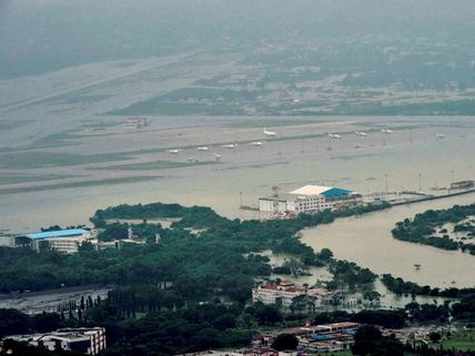 చెన్నైవరదలు..సినీ పరిశ్రమ నష్టం ఎంత?