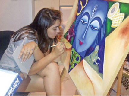  హన్సిక... అమ్మకానికి పెట్టింది