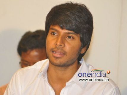 ప్రతినిధి పట్టిన సందీప్ కిషన్  
