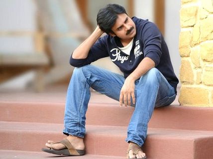 టెన్షన్ తగ్గించుకోవటానికే పవన్ ఆ నిర్ణయం?
