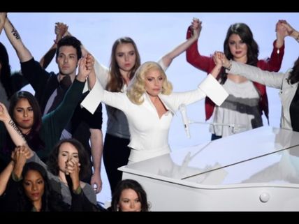  ఆలోచనాత్మకంగా.....లేడీ గాగా రేప్ సాంగ్ (వీడియో) 