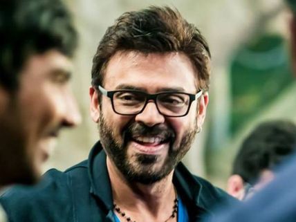 సెట్ అవుతుందా? :పవన్ లుక్ నే వెంకీ తన తదుపరి చిత్రంలో...