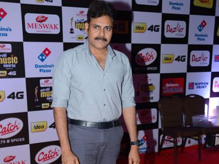 ఈ సారి కూడా పవన్ కళ్యాణ్ డుమ్మా? వారం తర్వాతే..