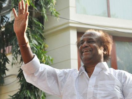 ఆస్తుల మీద ఆసక్తి లేదు, అప్పుడే దూరం కావాల్సింది: రజనీకాంత్