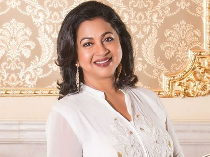 బస్సు నడుపుతూ... ఒకప్పటి టాప్ తెలుగు హీరోయిన్   