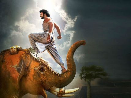 'బాహుబలి 2'  ట్రైలర్ చూసి గుండెలు అదిరిపోయాయిట