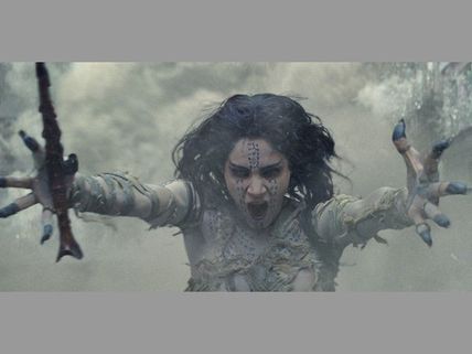 ఒళ్ళు గగుర్పొడిచేలా.... మమ్మీ ట్రైలర్ చూసారా? 