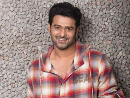 ప్రభాస్ కోసం రాజమౌళి కథ రెఢీ.. స్టోరీ ఏమిటంటే..