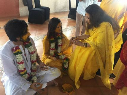 గర్భవతి కావడం వల్లనే హడావుడిగా హీరోయిన్ వివాహం?