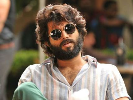 అది తప్పే.. విజయ్ దేవరకొండ.. అయినా కుమ్మేస్తున్న అర్జున్ రెడ్డి