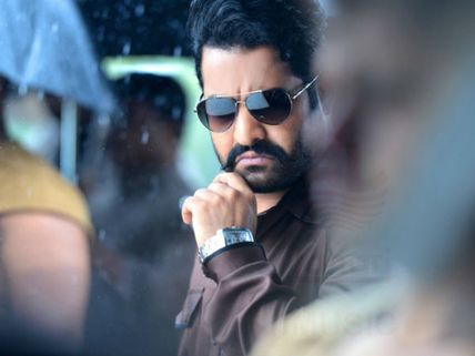 జై లవకుశ నాన్ బాహుబలి రికార్డులు బ్రేక్.. వసూళ్ల దూకుడు..  