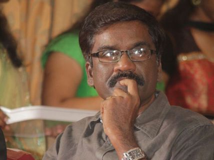 కన్ను మూసిన కెమెరా: 