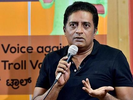 వారేమన్నా హిట్లర్లా? నేను భయపడను.. స్వేచ్ఛగా బతికేది ఎక్కడంటే.. ప్రకాశ్‌రాజ్ సంచలన వ్యాఖ్యలు