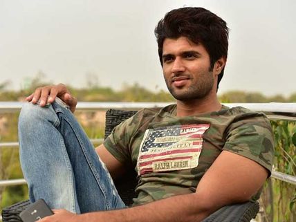 ప్రముఖ డైరెక్టర్‌కునో చెప్పిన అర్జున్‌రెడ్డి! విజయ్ సమస్య అదేనట.. 