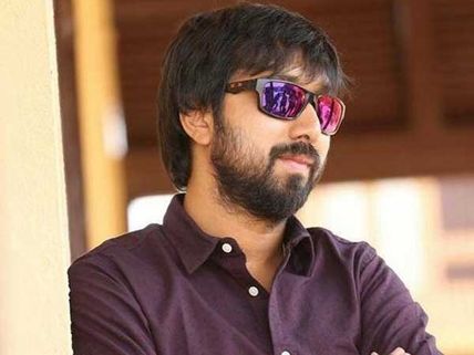 వెంకీ, చైతు సినిమాకి ముందు ప్రయోగం చేయబోతున్న ఎన్టీఆర్ డైరెక్టర్!