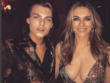  తల్లివనే విషయాన్ని మరుస్తున్నావ్.. అలా చూపించడం అవసరమా?