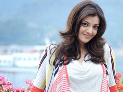  రెండు కోట్ల బంపర్ ఆఫర్ వదిలేసిన కాజల్.. అలాంటి చిత్రం కావడంతో!